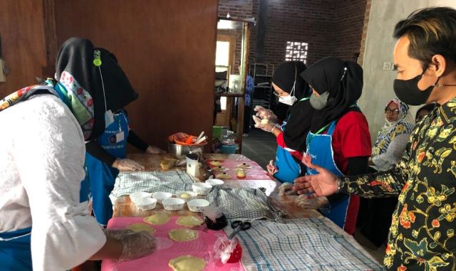 UJI KOMPETENSI MANDIRI 2021 SKEMA PENGOLAHAN ROTI DI TUK DIKNAS PASURUAN