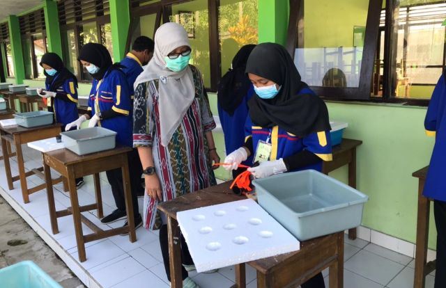 UJI KOMPETENSI PSKK 2021 SKEMA BUDIDAYA TANAMAN HIDROPONIK DI TUK SMKN 1 MALANG