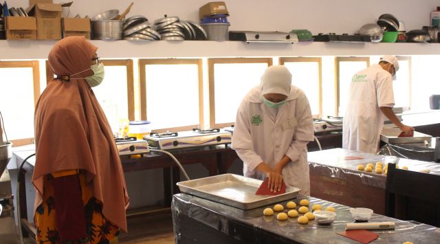 UJI KOMPETENSI PSKK 2021 SKEMA PENGOLAHAN ROTI DI TUK SMKN 2 TEGAL SARI BANYUWANGI